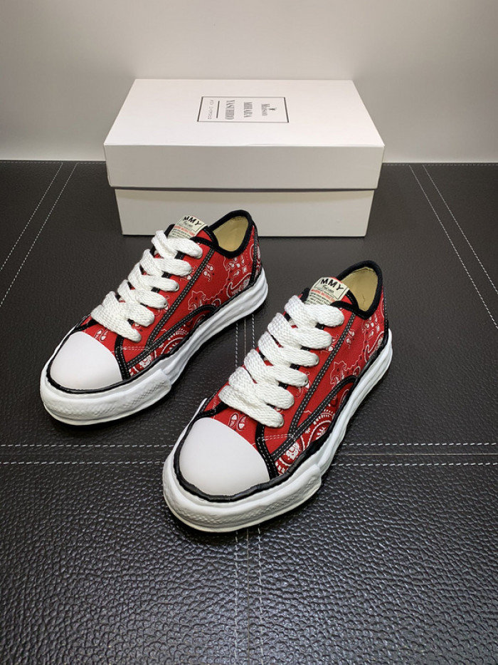 Ma*s*n mihara yasuhiro sneaker