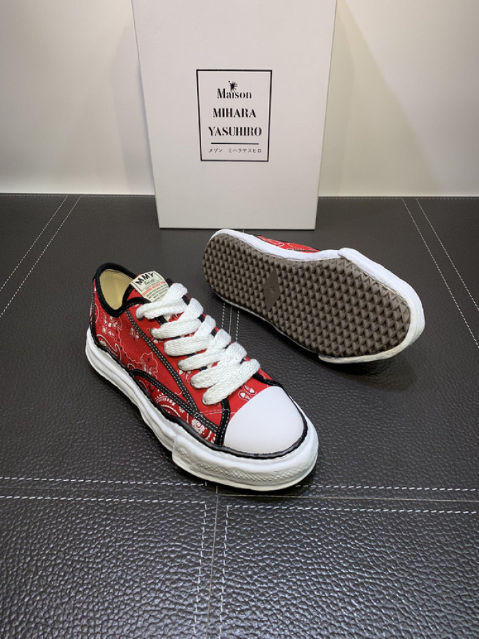 Ma*s*n mihara yasuhiro sneaker