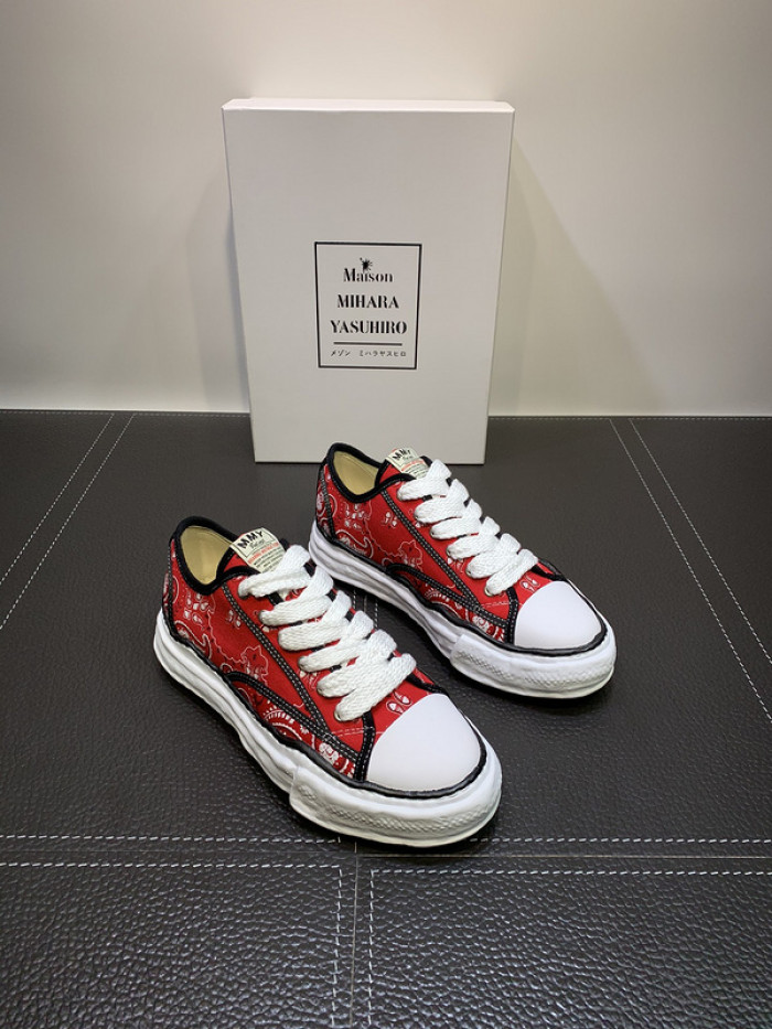 Ma*s*n mihara yasuhiro sneaker