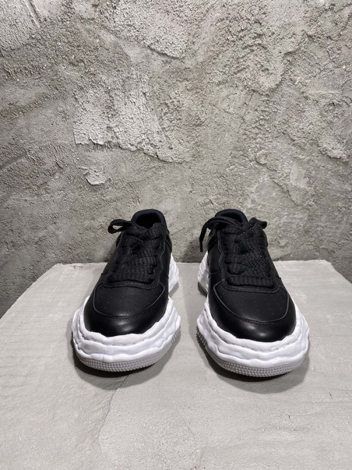 Ma*s*n mihara yasuhiro sneaker