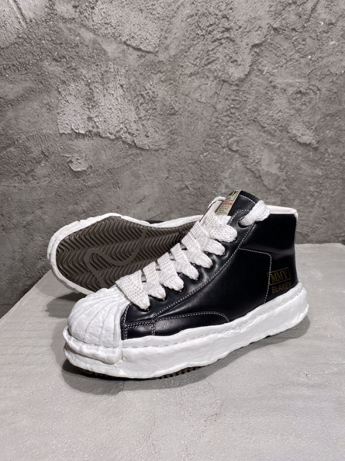 Ma*s*n mihara yasuhiro sneaker