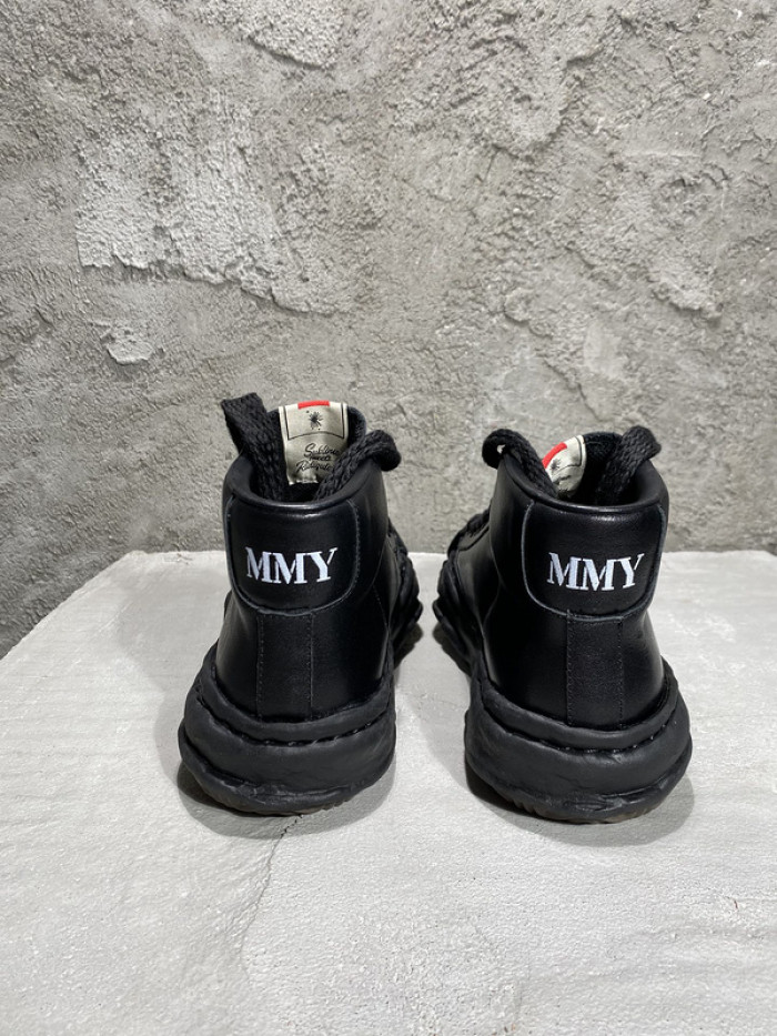 Ma*s*n mihara yasuhiro sneaker