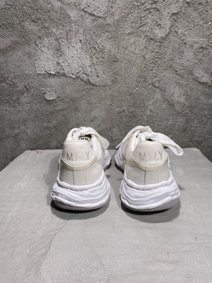 Ma*s*n mihara yasuhiro sneaker