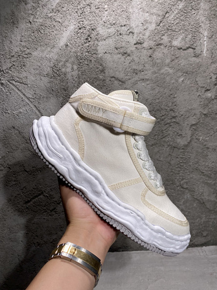 Ma*s*n mihara yasuhiro sneaker
