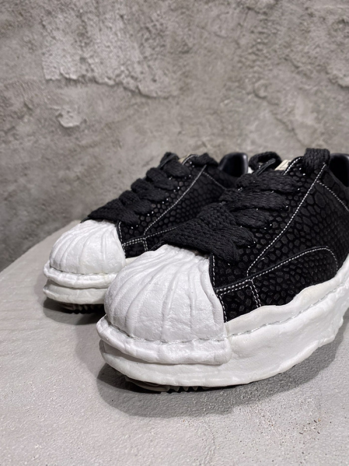 Ma*s*n mihara yasuhiro sneaker