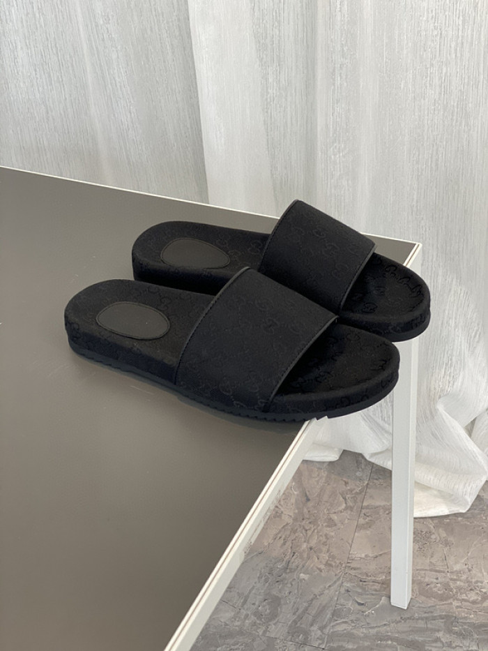 guc sandal
