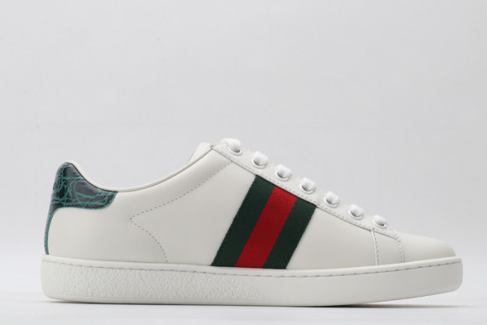 gi ace embroidered low-top sneaker