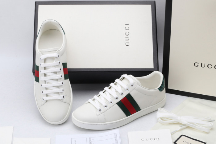 gi ace embroidered low-top sneaker