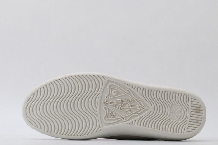 gi ace embroidered low-top sneaker