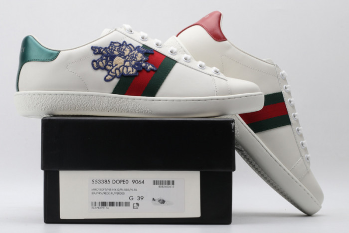 gi ace embroidered low-top sneaker