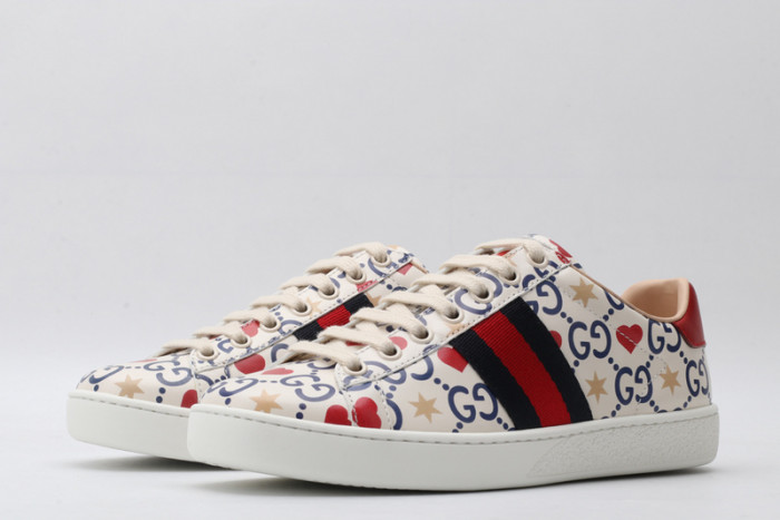 gi ace embroidered low-top sneaker