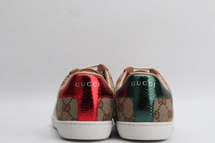 gi ace embroidered low-top sneaker