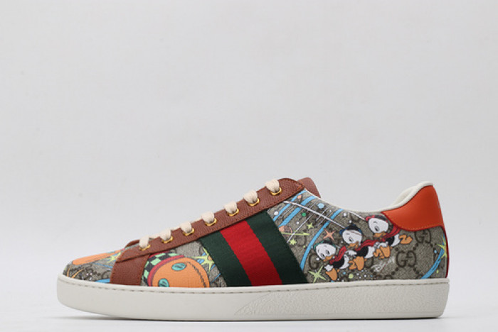 gi ace embroidered low-top sneaker