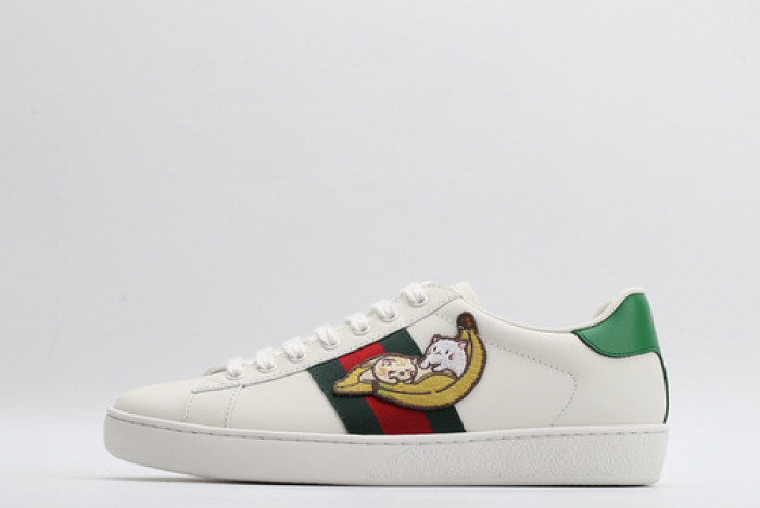 gi ace embroidered low-top sneaker