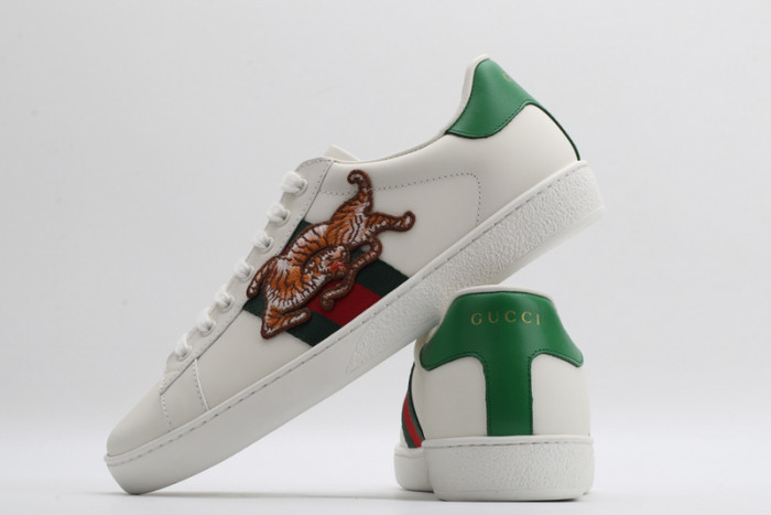 gi ace embroidered low-top sneaker