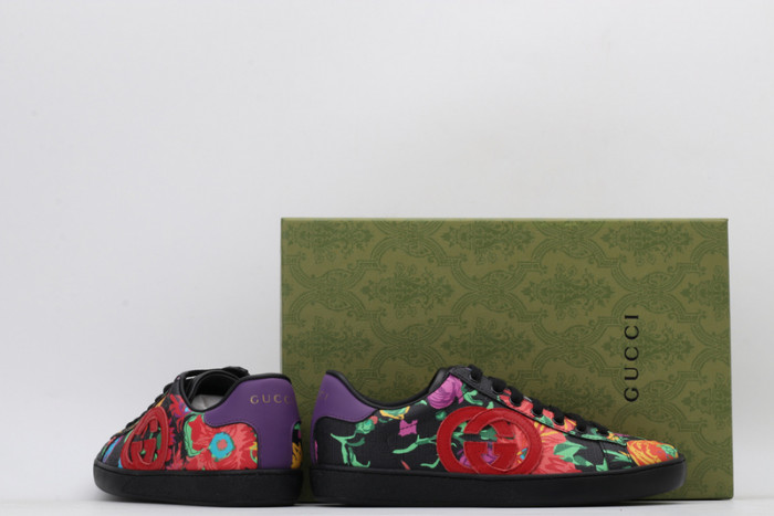 gi ace embroidered low-top sneaker