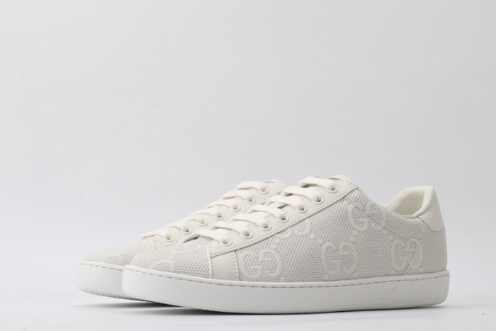 gi ace embroidered low-top sneaker