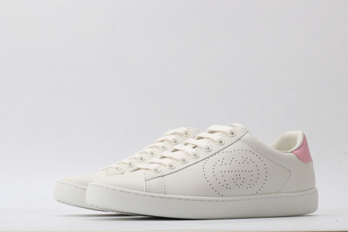 gi ace embroidered low-top sneaker