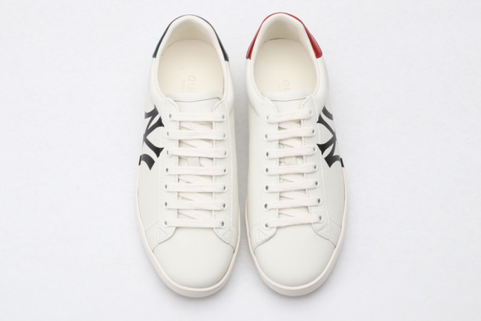 gi ace embroidered low-top sneaker