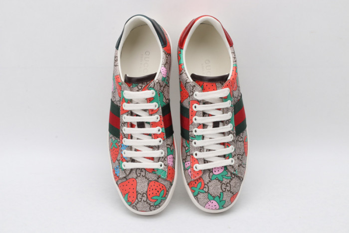 gi ace embroidered low-top sneaker