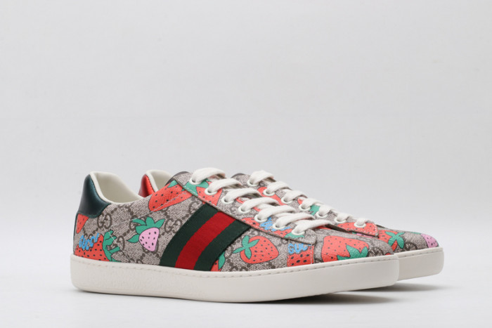gi ace embroidered low-top sneaker