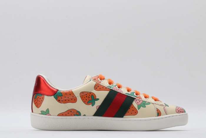 gi ace embroidered low-top sneaker