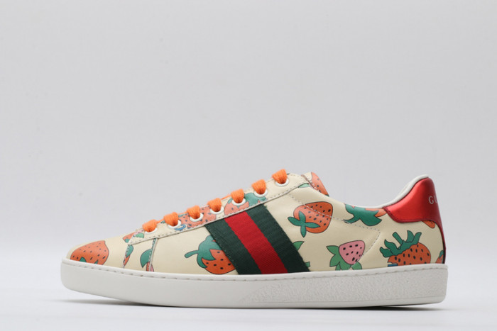 gi ace embroidered low-top sneaker