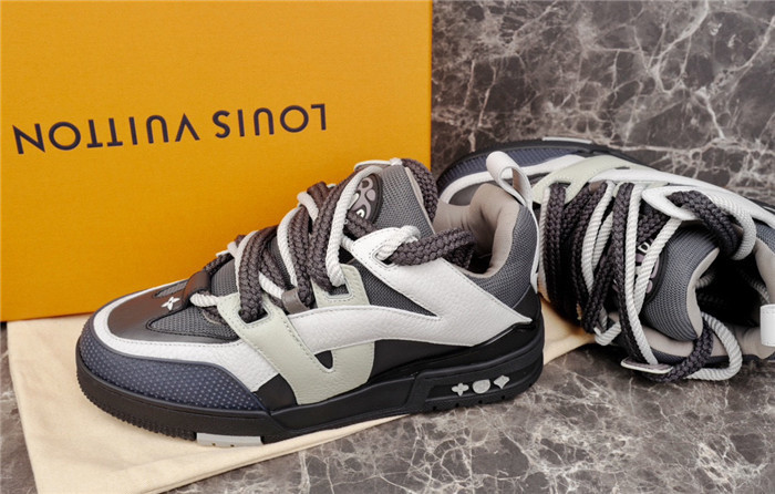 lovt sneaker