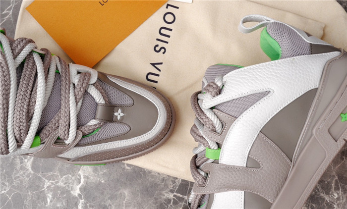 lovt sneaker