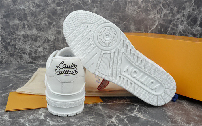 lovt sneaker