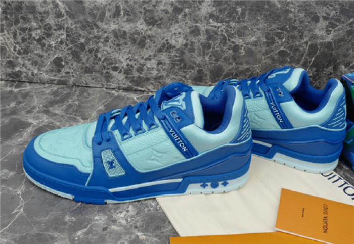 lovt sneaker