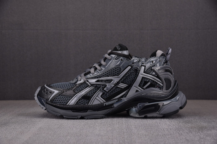 bl runner trainers sneakers