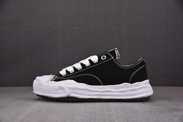 Ma*s*n mihara yasuhiro sneaker