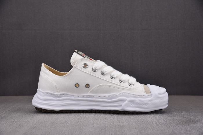 Ma*s*n mihara yasuhiro sneaker