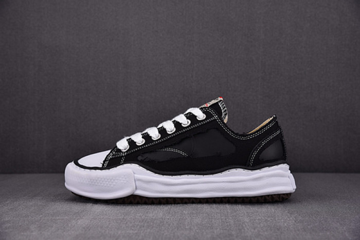Ma*s*n mihara yasuhiro sneaker