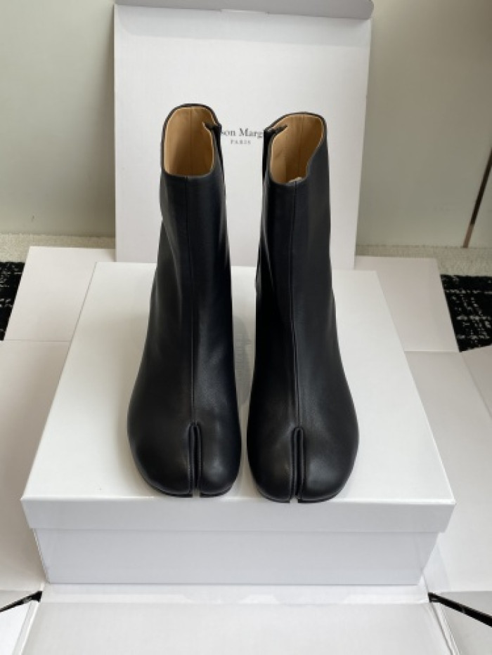 ma1s0n Marg*e1a boots