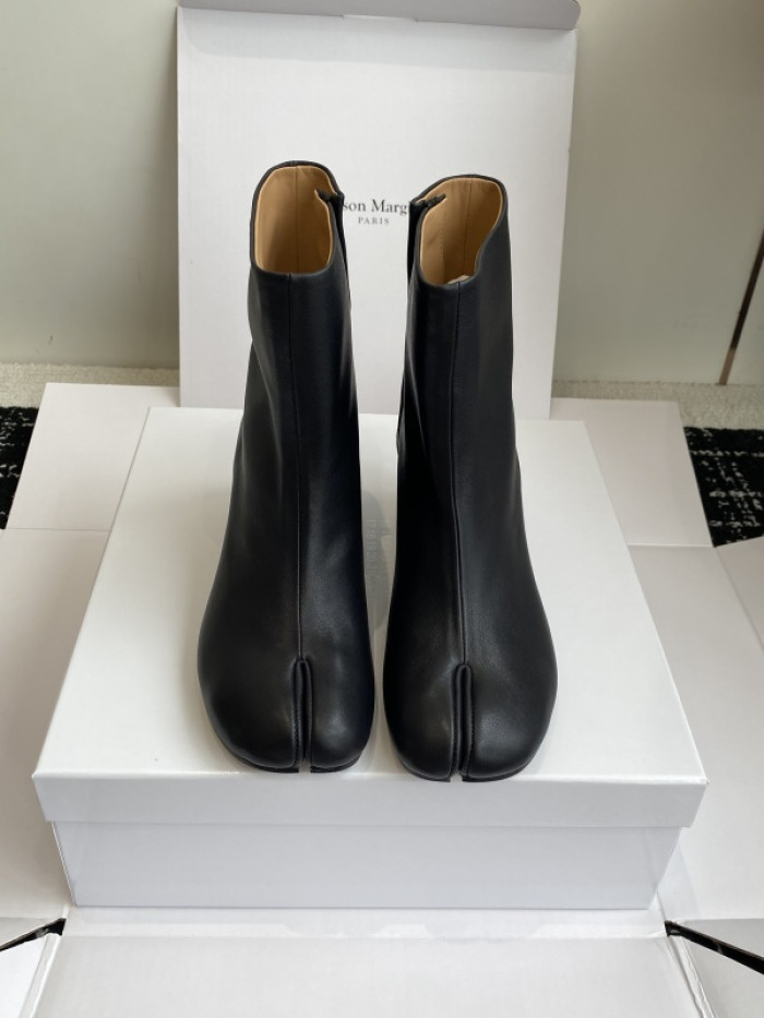 ma1s0n Marg*e1a boots