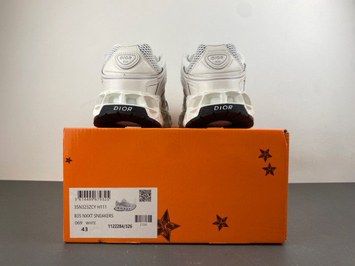 DR B35 TRAINER SNEAKER