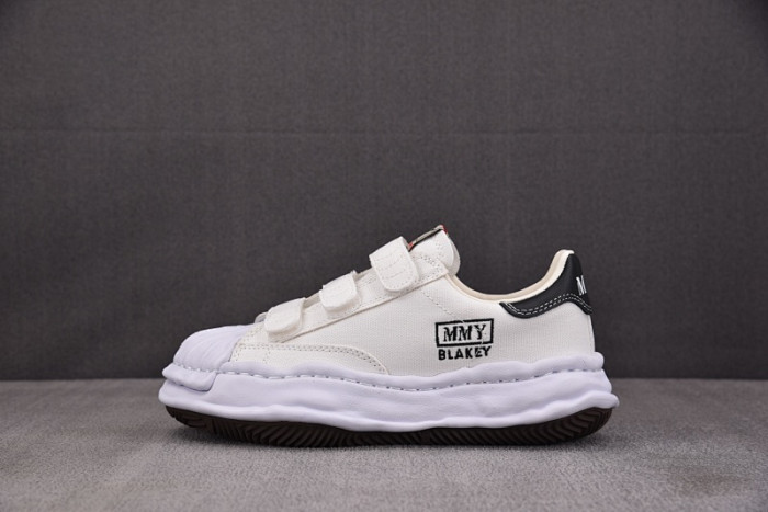 Ma1s0n mihara yasuhiro sneaker