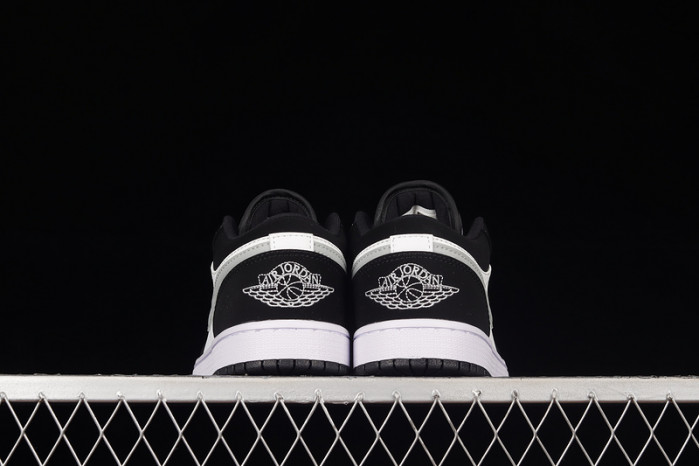 jordan 1 low new emerald black white panda 552780-018