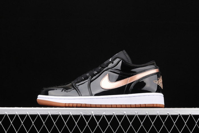jordan 1 low black gold patent 554723 032