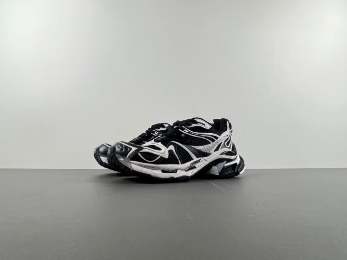 bl runner trainers sneakers