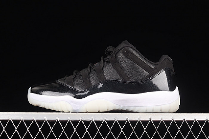 air jordan 11 low “72-10” av2187-001