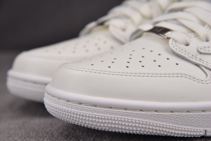 TRAVIS SCOTT X AIR JORDAN 1 LOW OG OG1228-111