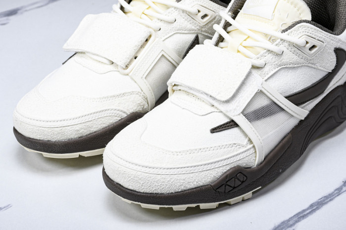 Travis Scott x Nike Shark-A-Don Sail HQ3061-100