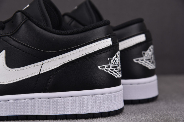 Air Jordan 1 Low Panda 553558-043