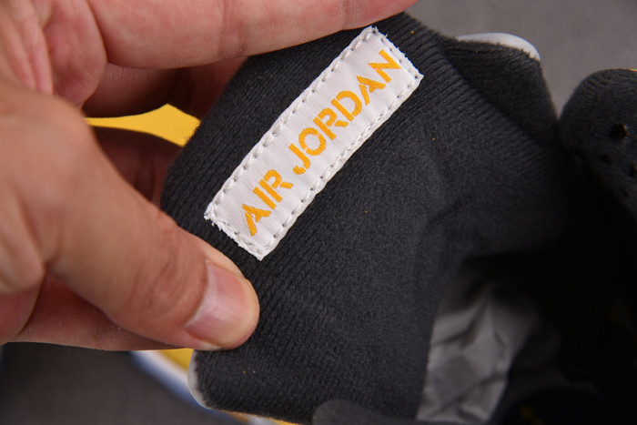 Air Jordan 5 “Tokyo” IO3372-700