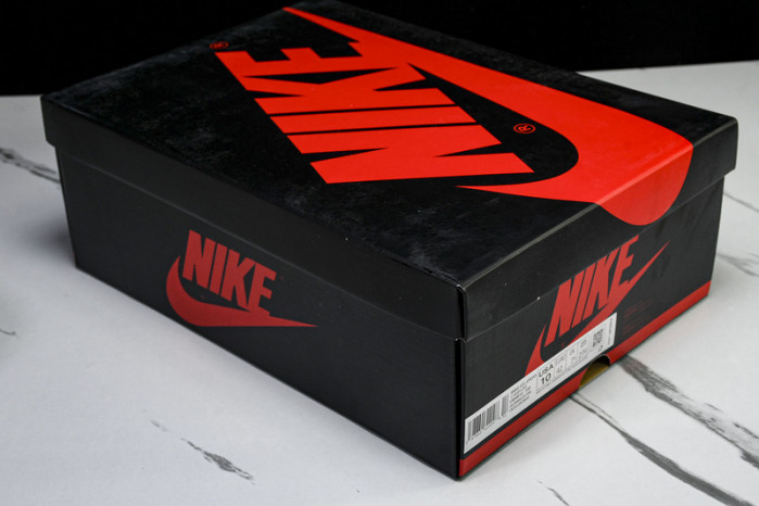 AIR JORDAN 1 RETRO HIGH OG RARE AIR CINNABAR DB4612-100