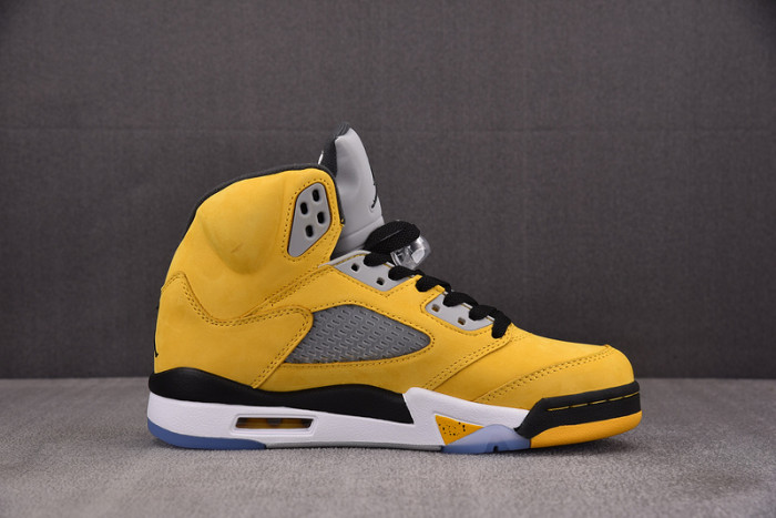 Air Jordan 5 “Tokyo” IO3372-700