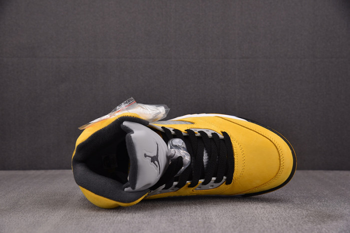 Air Jordan 5 “Tokyo” IO3372-700